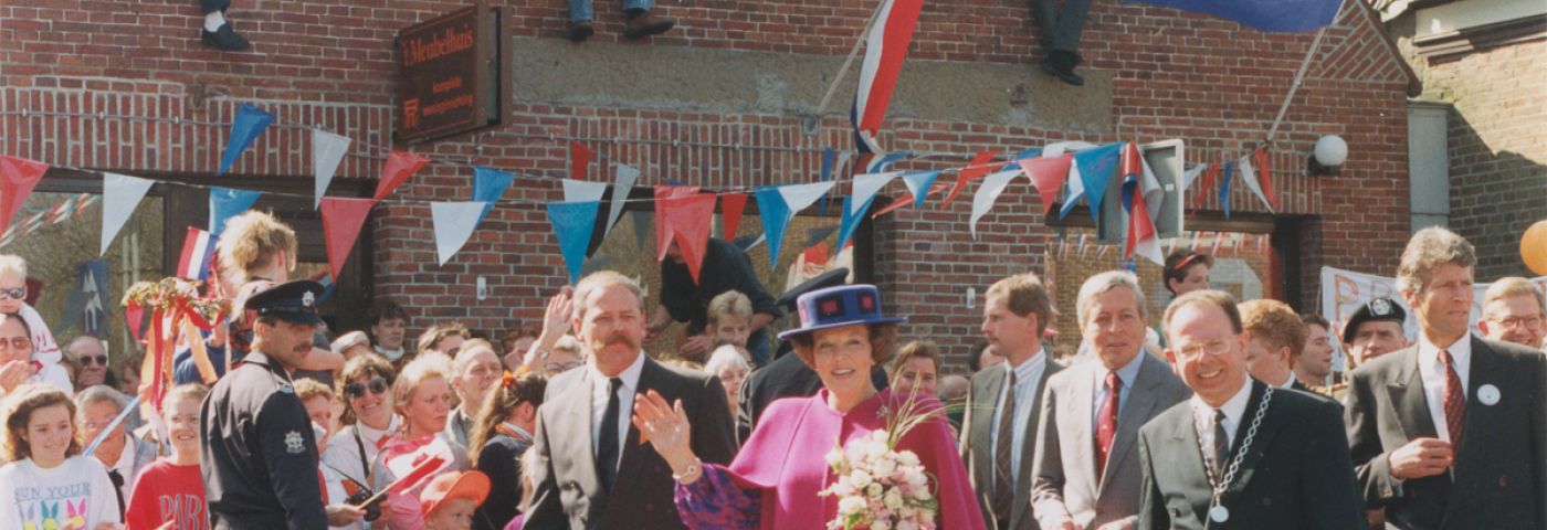 1990: De vliegende start van Loppersum
