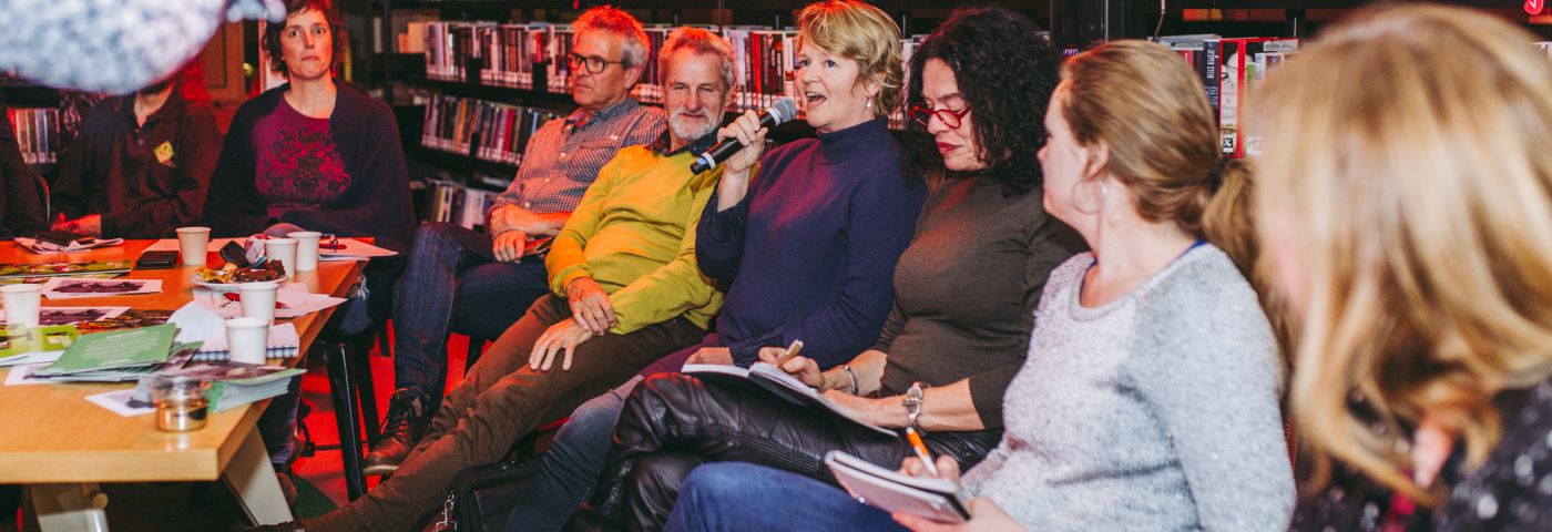 Vrijheidscafé Midden-Groningen: over schuilkelders, vrijheidsvuur en exposities