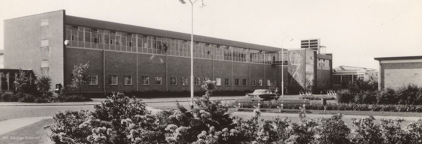 <p>De Philips-fabriek in Stadskanaal, ca. 1964. &ndash; Foto: Collectie RHC Groninger Archieven</p>

