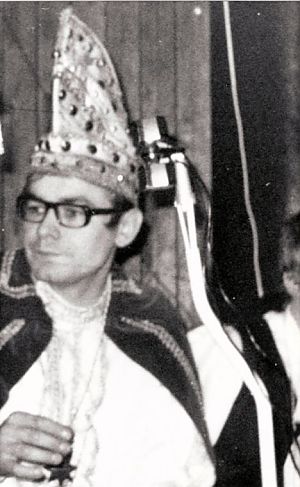 Prins Jan de eerste, prins carnaval in Kronkeldörp, 1970. - Foto: archief Carnavalsvereniging Oldeclooster