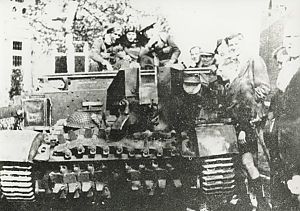 Poolse tank bij Buinersluis. - Foto: SHC Stadskanaal