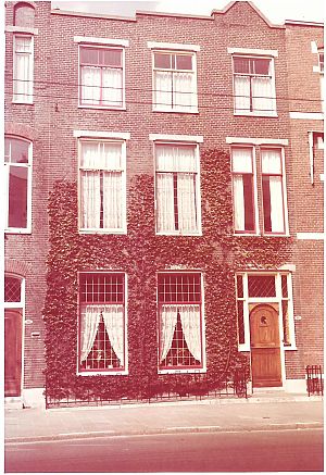 Kraneweg 111, het huis van Trudie, na de oorlog. - Foto: Trudie van der Laan Wigboldus