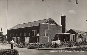 <p>De telefooncentrale van Warffum in 1962. - Foto: Collectie gemeente Eemsmond</p>
