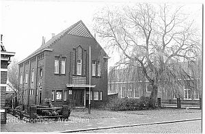 <p>De voormalige Delfzijlster synagoge in 1979, toen het Leger des Heils erin zat. &ndash; Foto: collectie Groninger Archieven</p>
